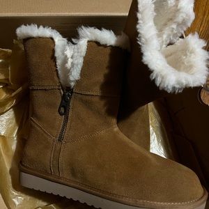 kookaburra shoes brand new!!